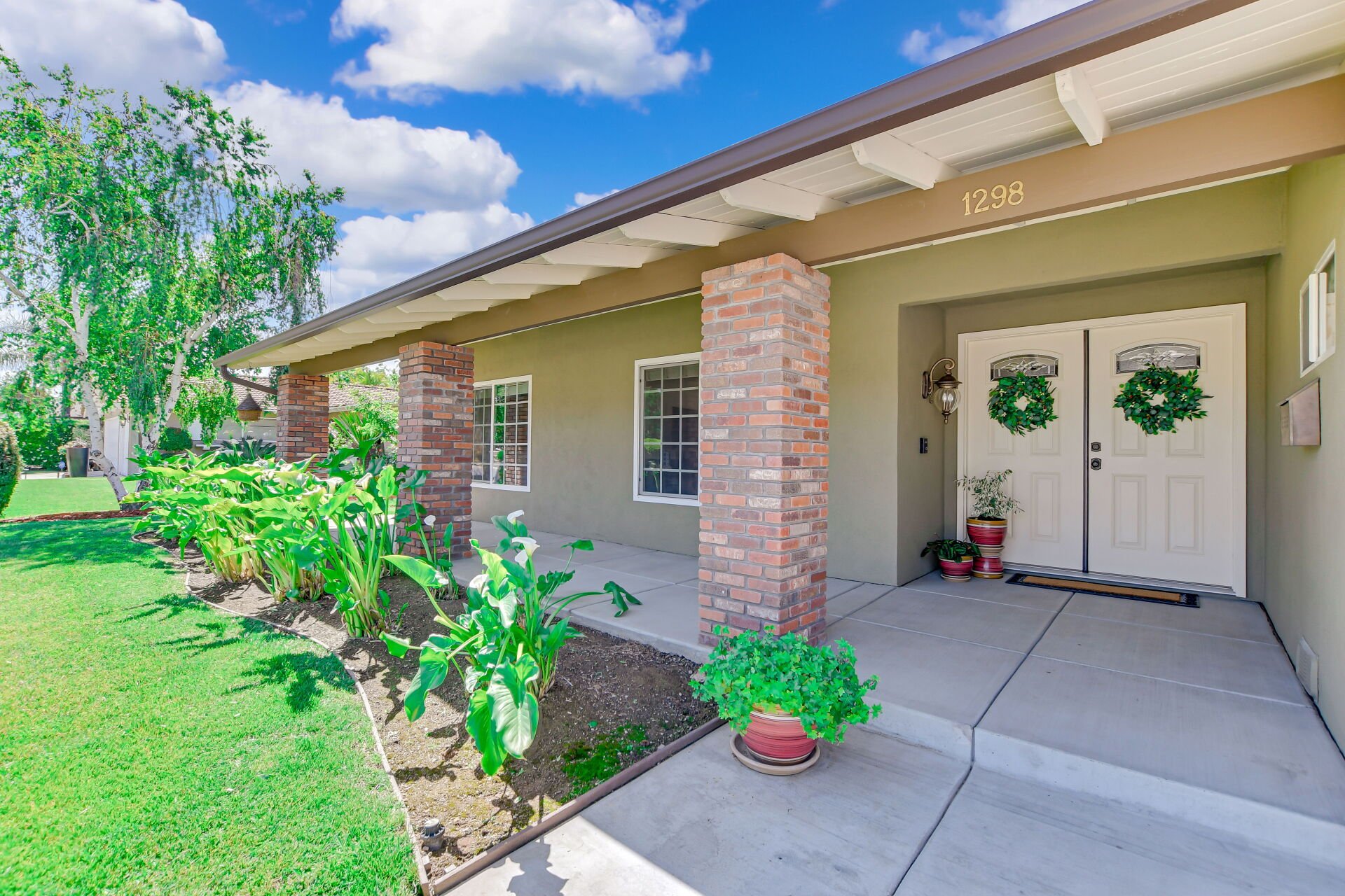 1298 Oak Ridge Drive