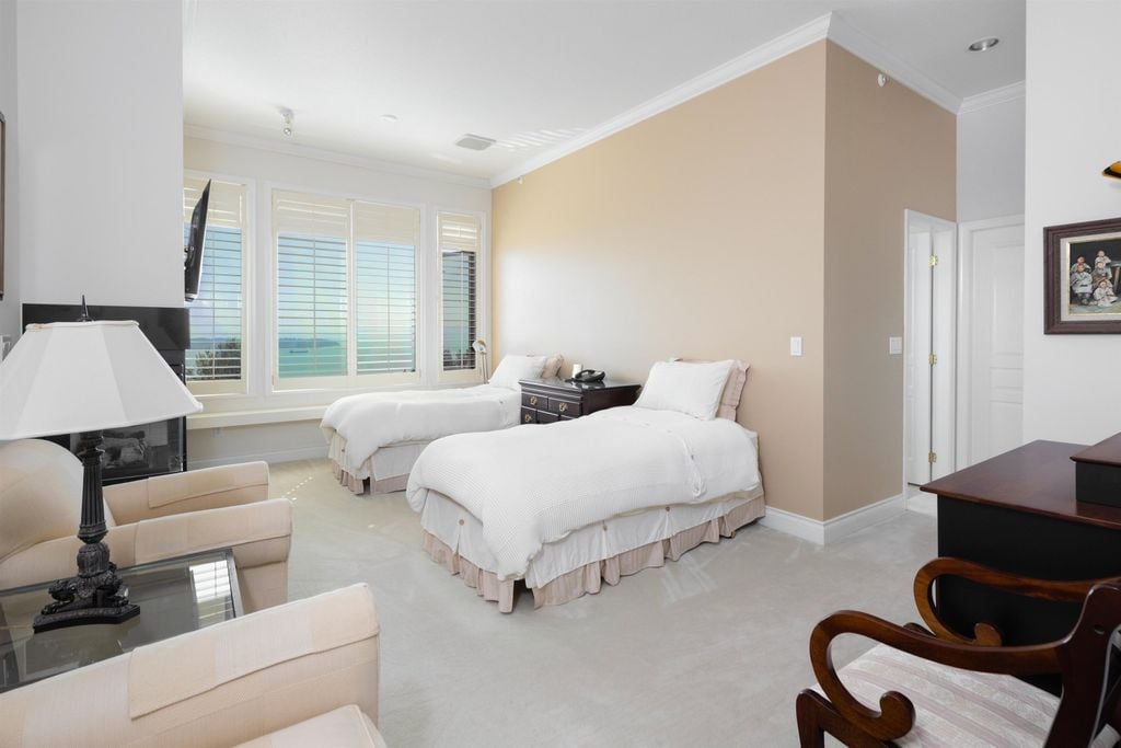 2488 Varley Ln