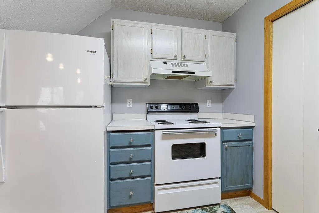 13151 Meadowood Way NW #134