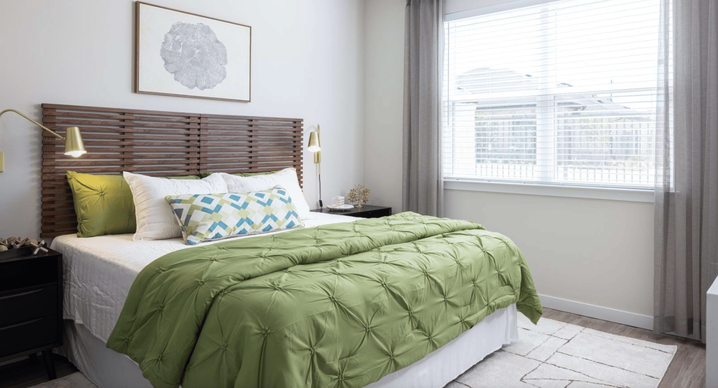 Enjoy up to 2 MONTHS BASE RENT FREE + a $1,250 gift card!
