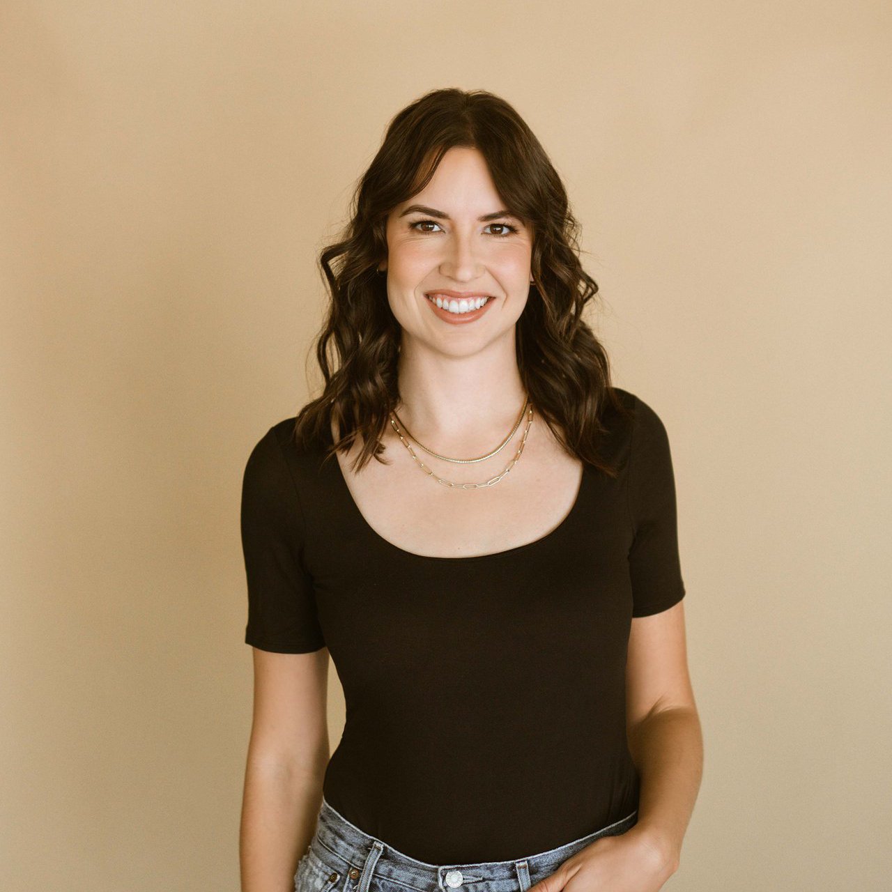 Sara  Leahy