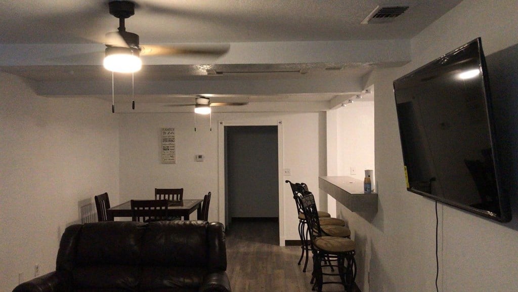 2880 Yucca Cir