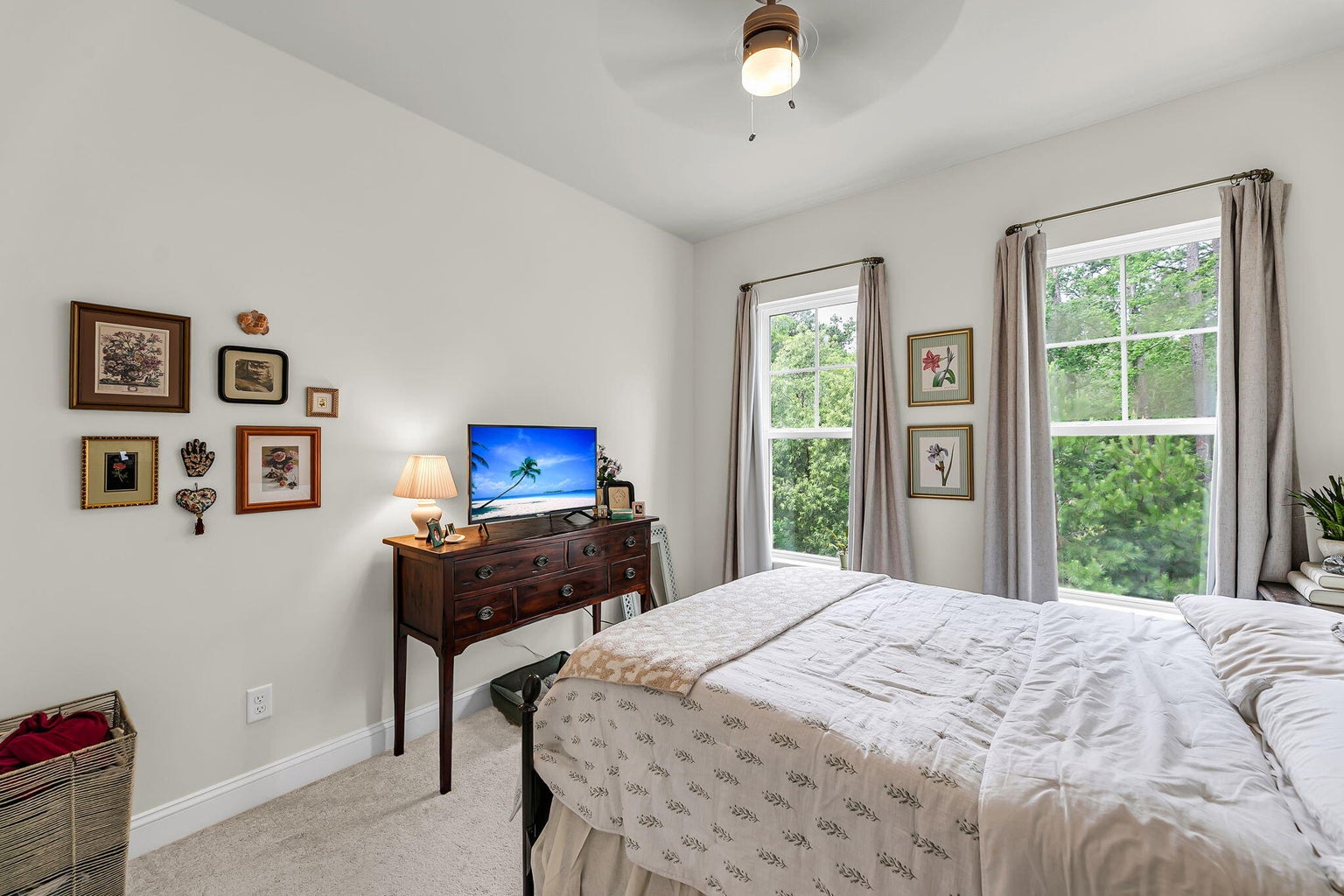 2336 Watchtower Ln
