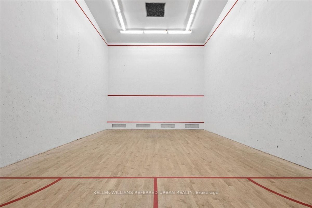 FAMILY LIVING PENTHOUSE