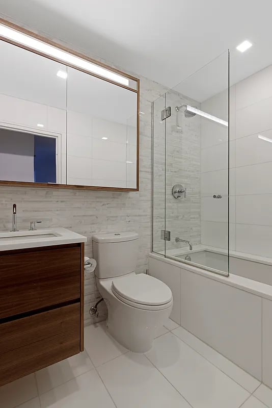 301 West 53rd St, #4H