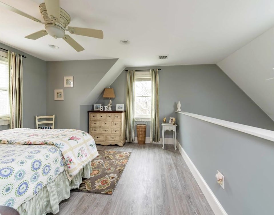 45 Schoolhouse Rd