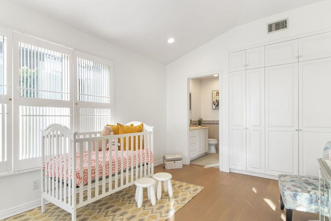 905 Berkeley St, 90403