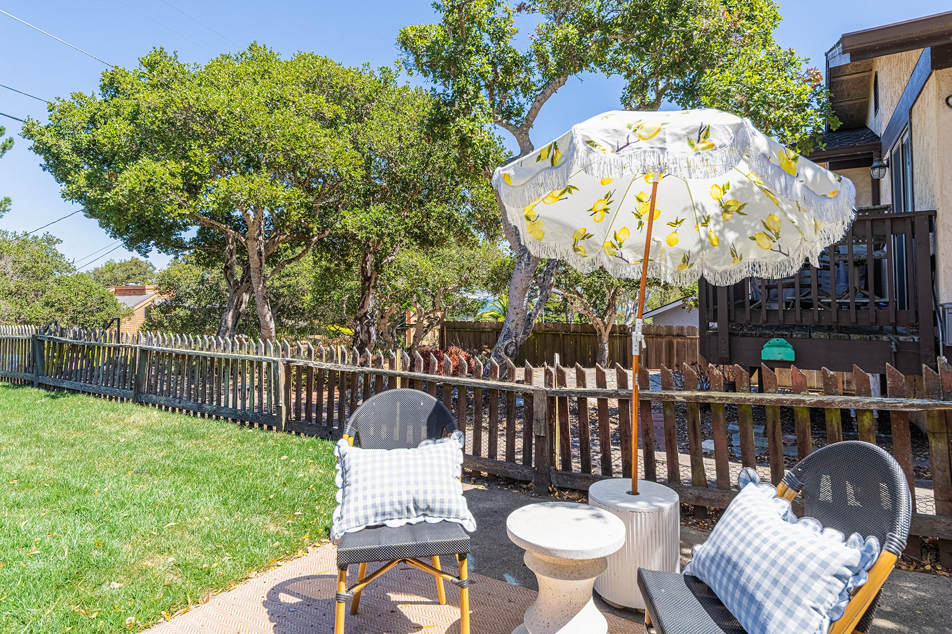Charming Monterey Haven - 1056 Harrison St