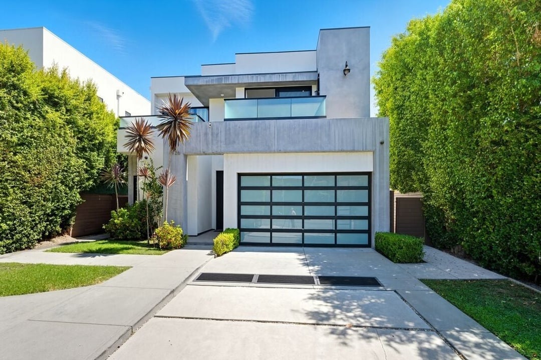 N Crescent Heights Blvd, 90046