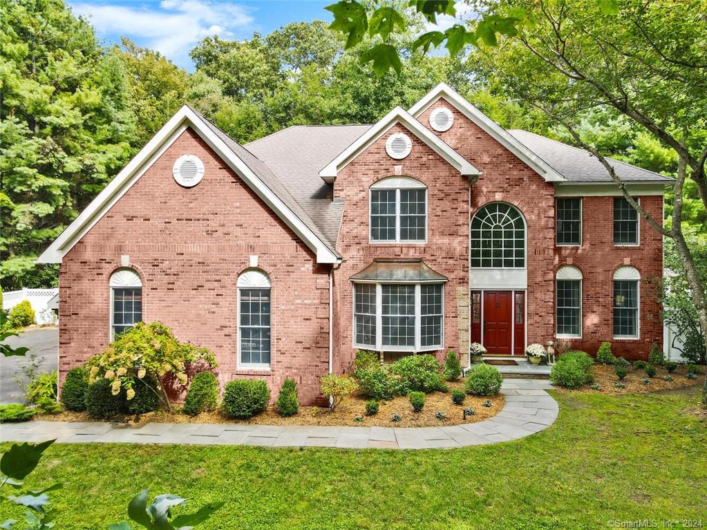 290 Acorn Lane
