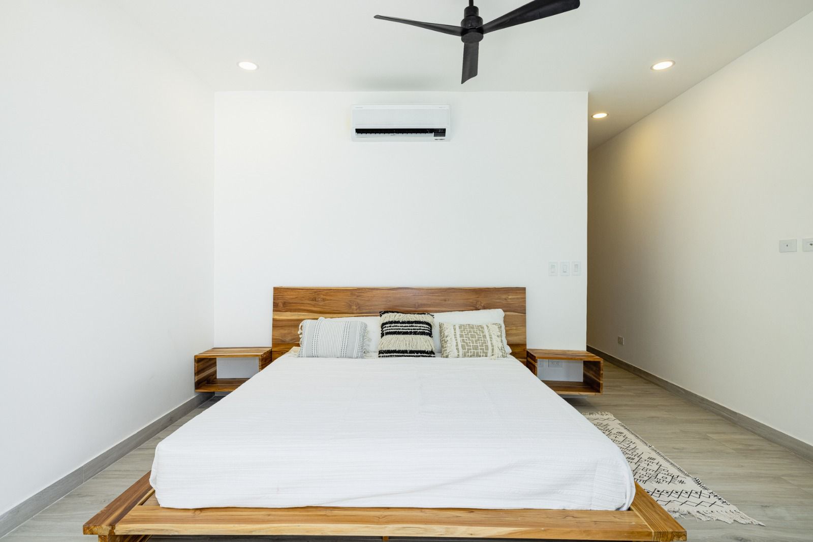Casa AmberJack | Modern Elegance & Prime Investment in Surfside, Playa Potrero