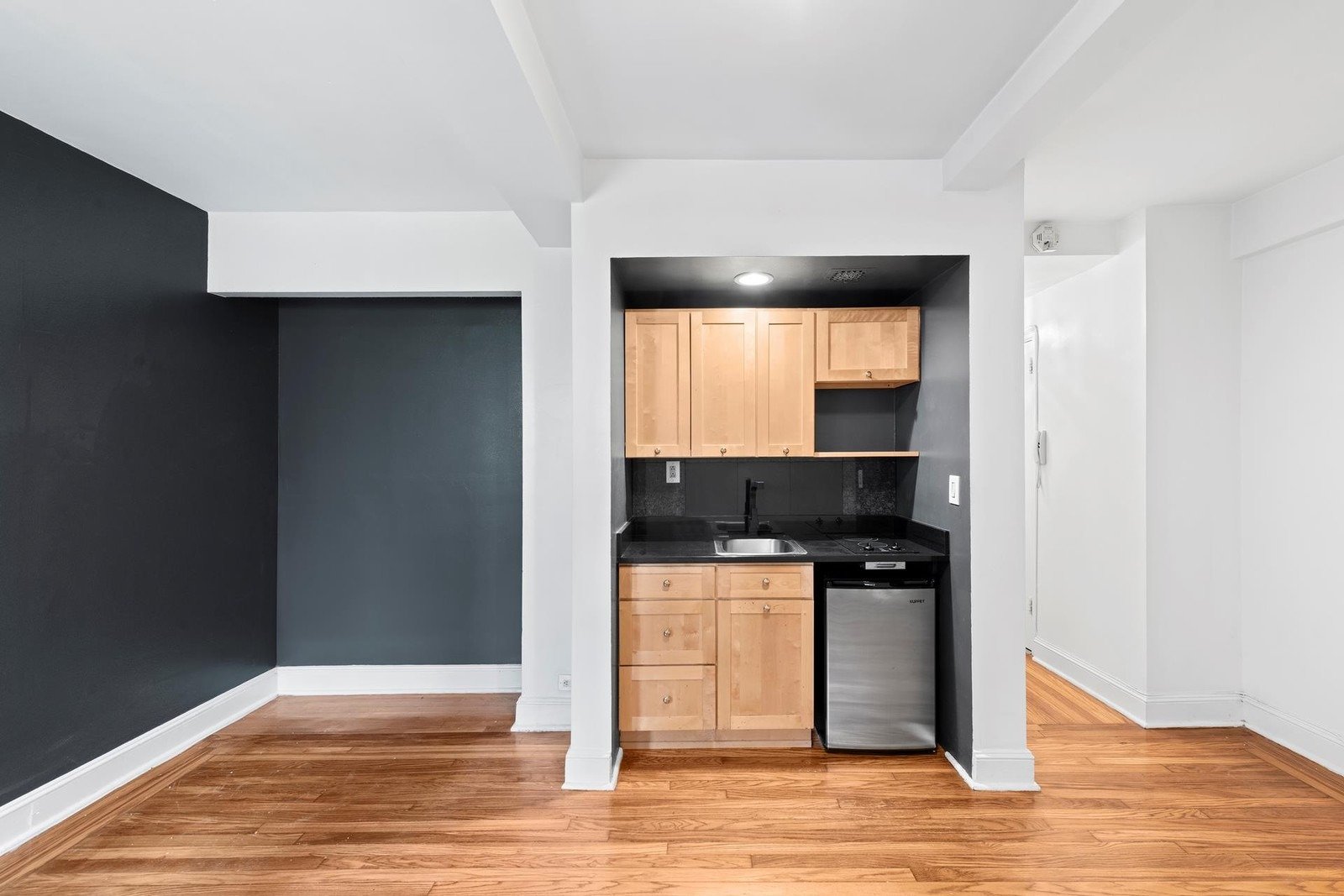 25 Tudor City Pl, 1009, Murray Hill