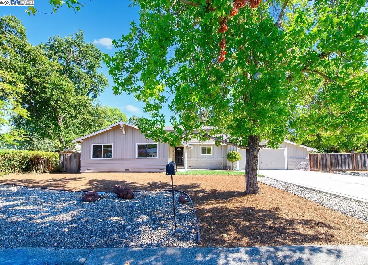 957 Ina Drive