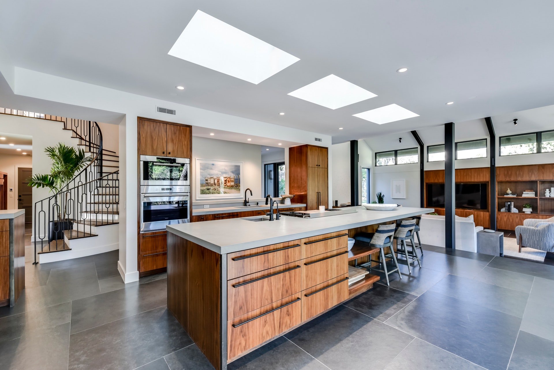 108 Parkwood Court