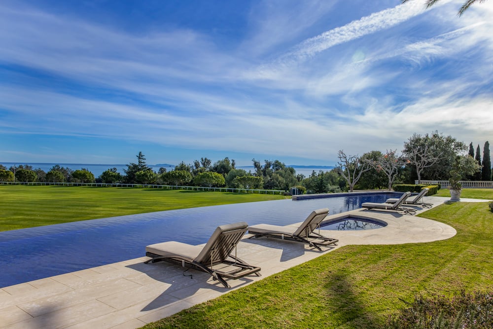 120 Montecito Ranch Ln
