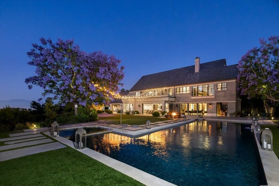 Stone Ridge Ln, 90077