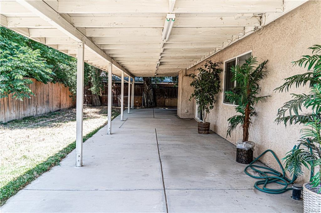 25351 Toluca Dr 