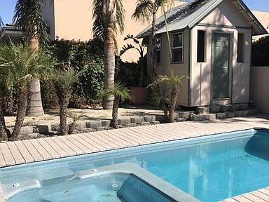 2367 Pierpont Blvd, Ventura, CA 93001