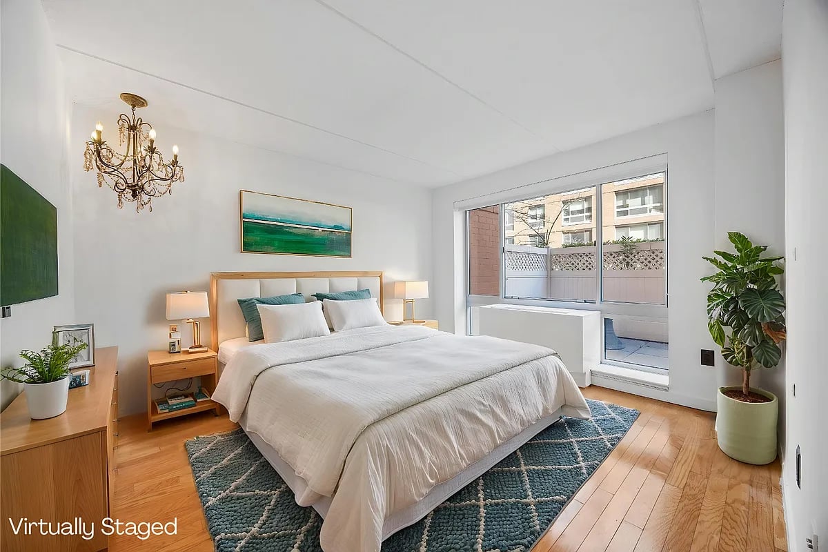 555 West 23rd Street