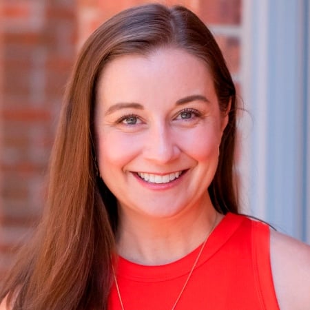 Anna Fishel North Carolina Real Estate Agent Headshot