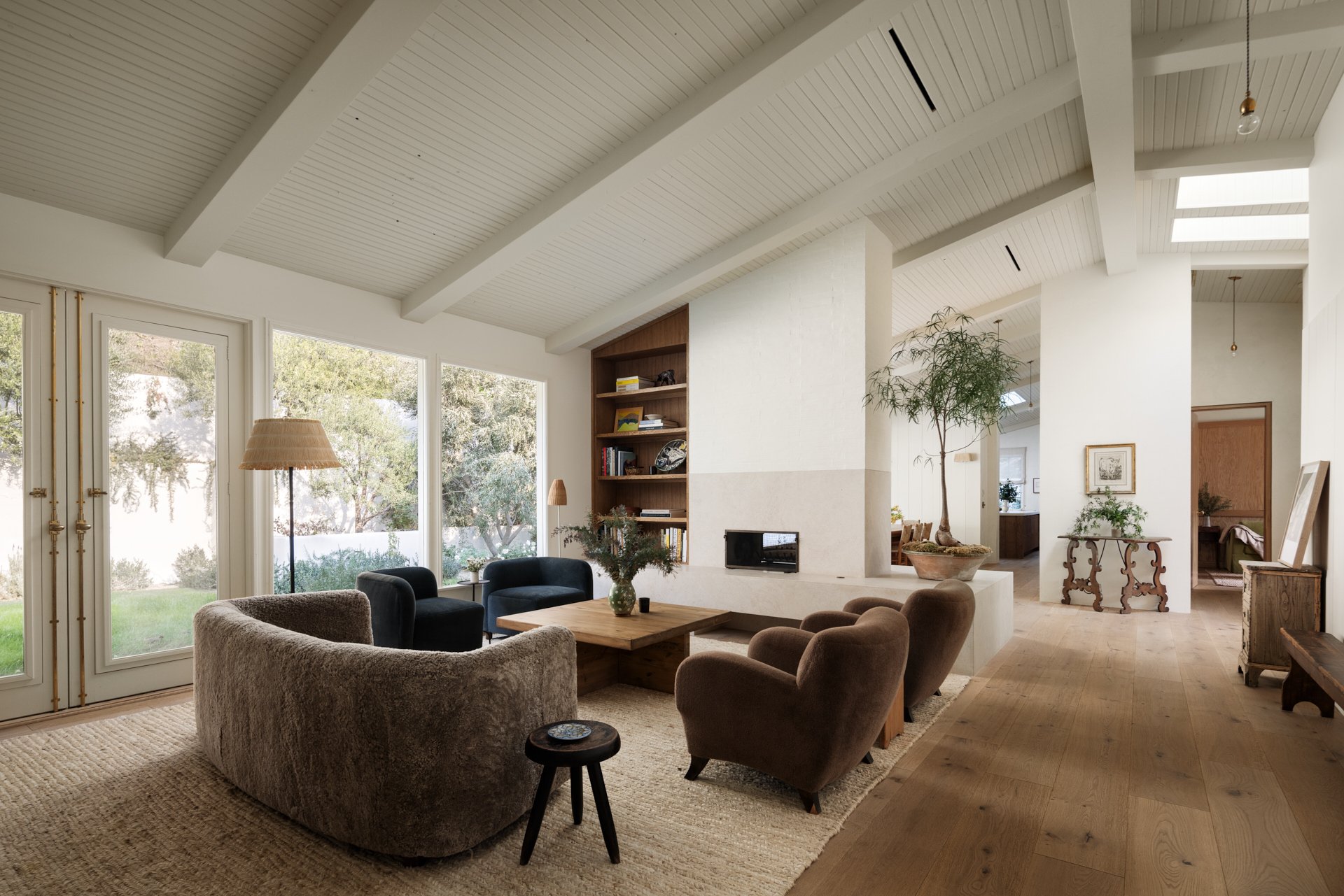 2420 Mandeville Canyon Rd, Brentwood