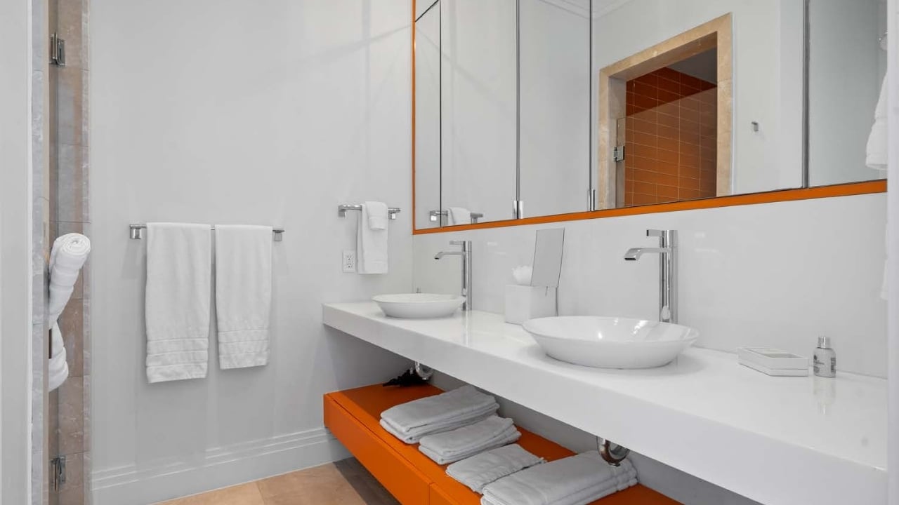 Honeycomb 6A Marina Residence