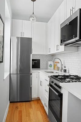 207 East 21st Street #2FG