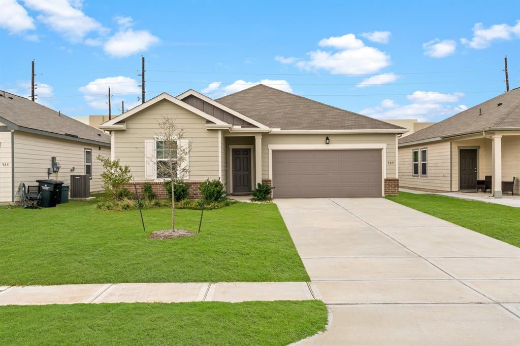 989 Blue Beech Ln