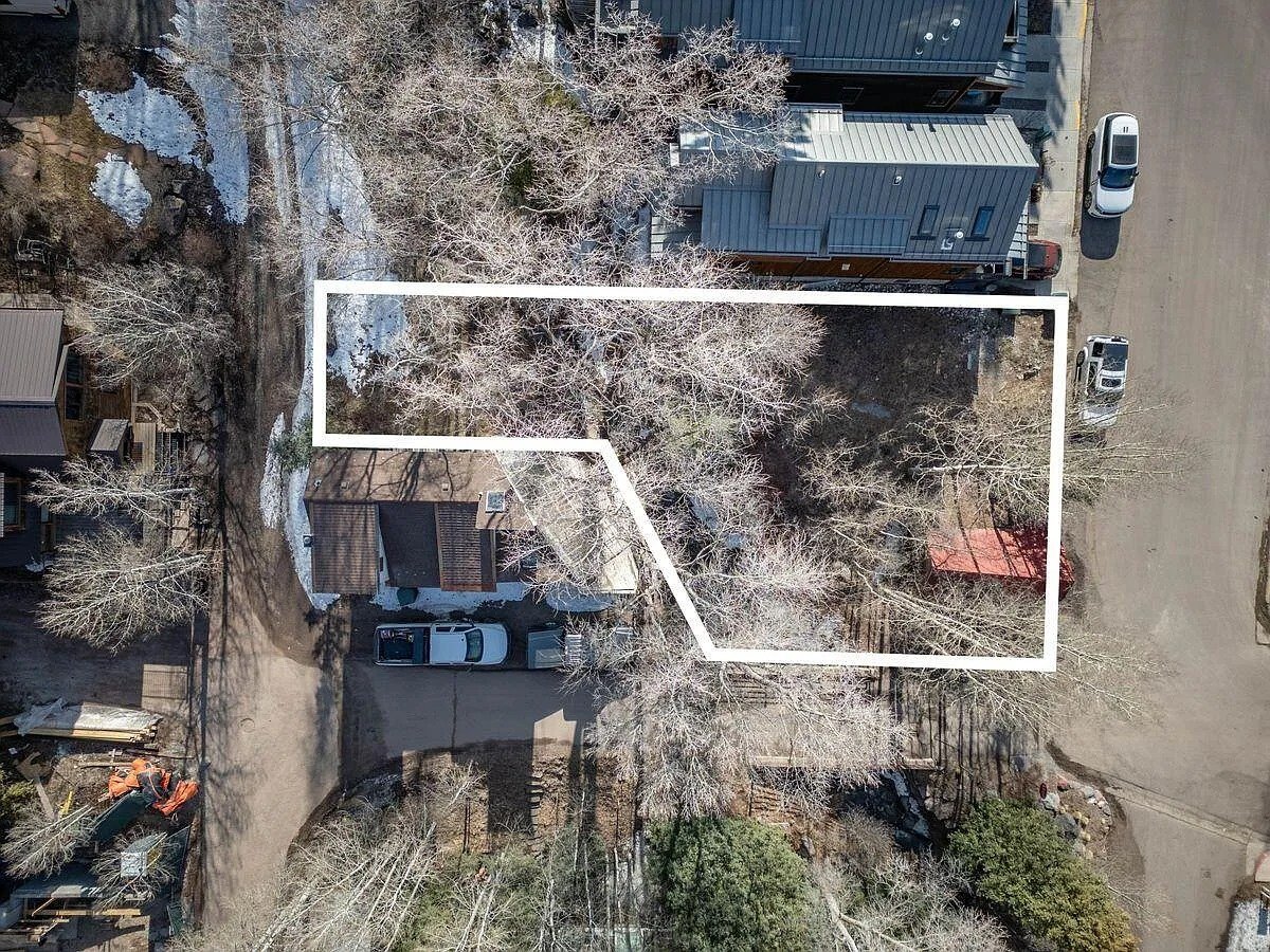 475/477 W Galena Ave #19/20