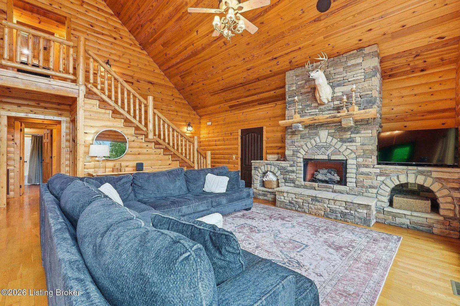 29 River Run Ln