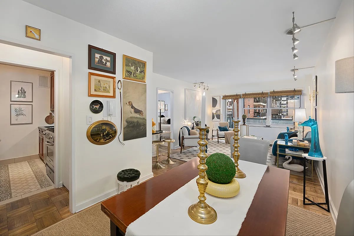 250 East 87th Street Unit: 8D