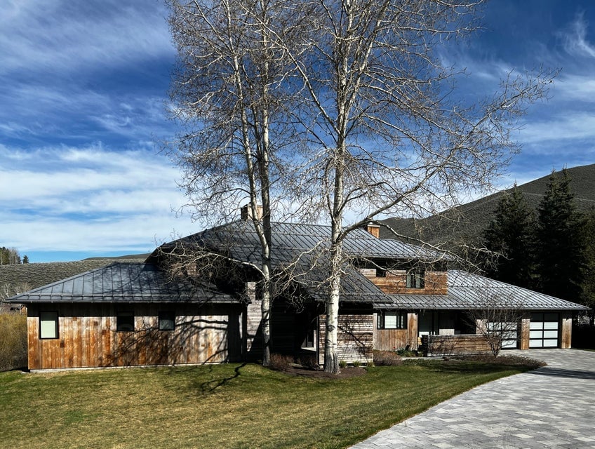 103 Parker Gulch Rd