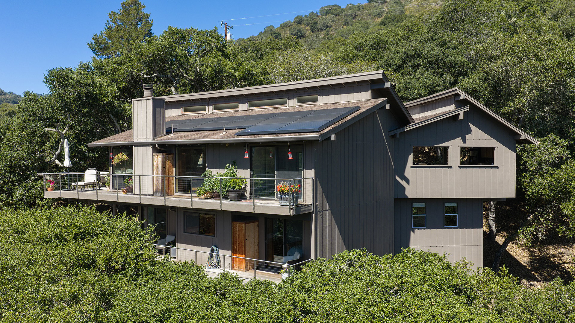 The Valley Hideaway