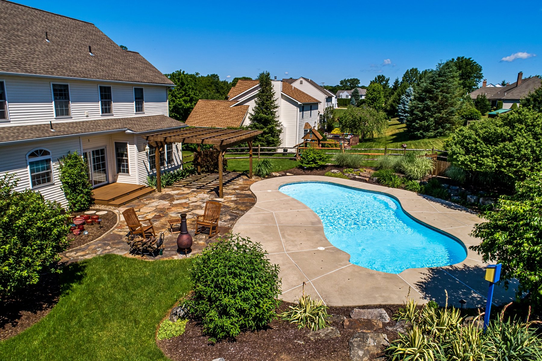 2237 Apple Road