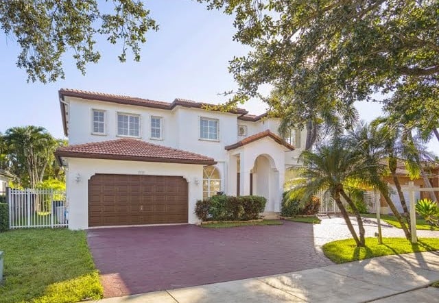 Dream Home Alert: Gated 5-Bed Oasis NO HOA | Royal Oaks Full Tour | Miami Lakes | This Won't Last