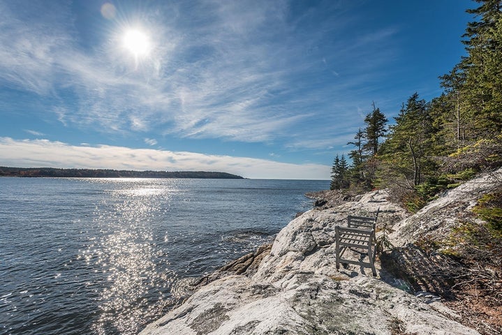 90 Newbury Point, Phippsburg