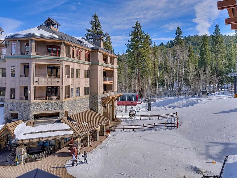7001 Northstar Dr #411