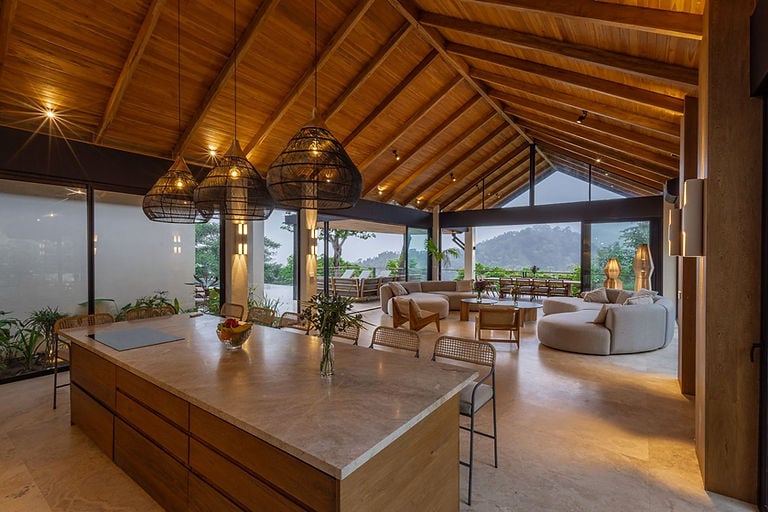 Villa Bahia Oceanview Designer Retreat