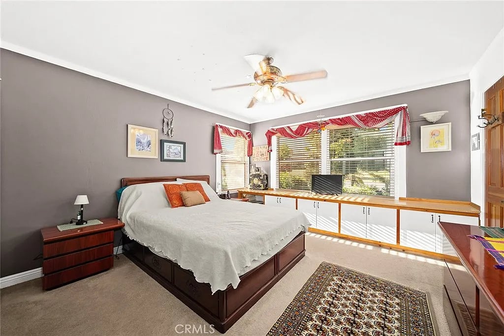 434 Harvard Dr