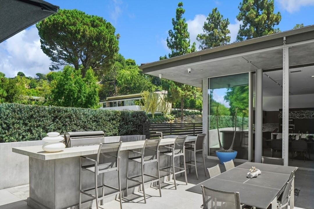 Nova Heights, Loma Vista Dr, 90210