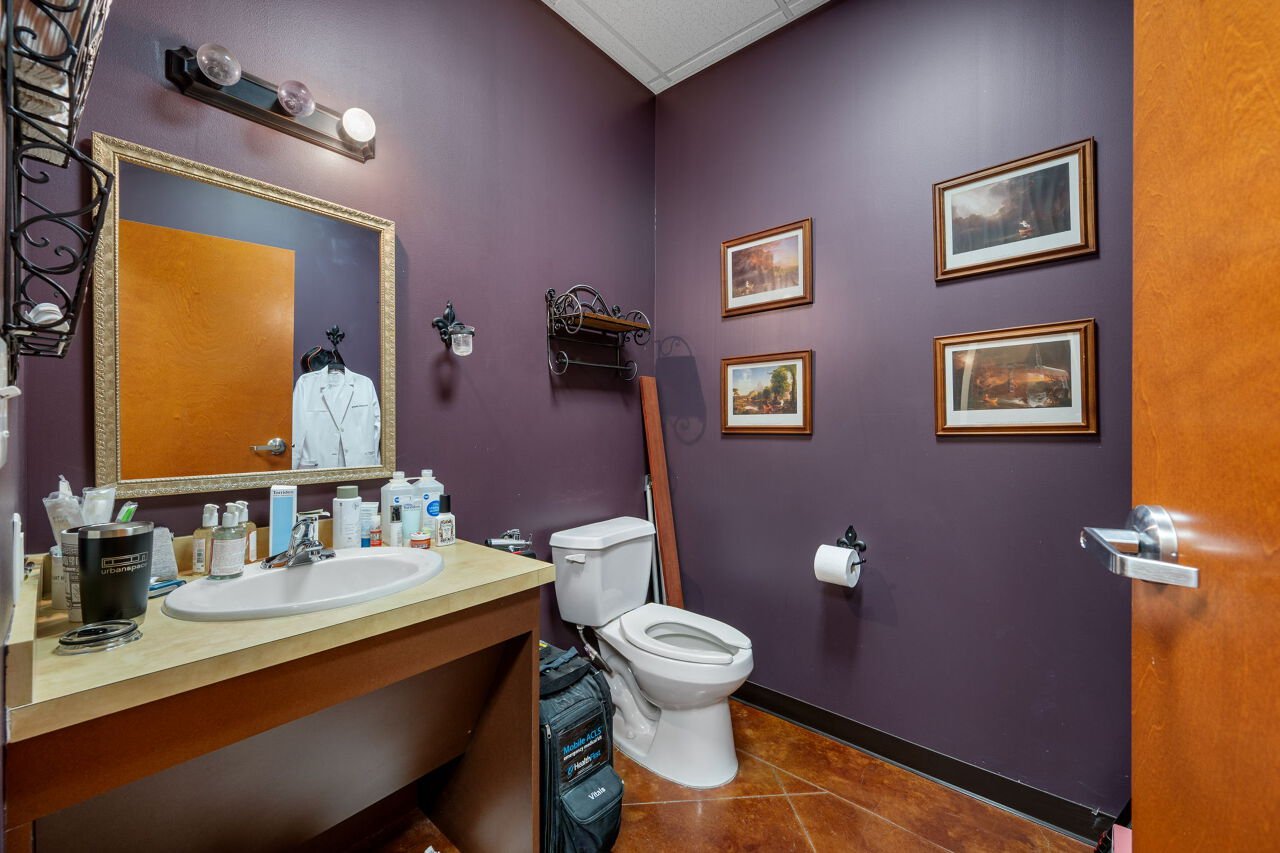 7215 Wyoming Springs Drive #800 (Second Gen Dental)