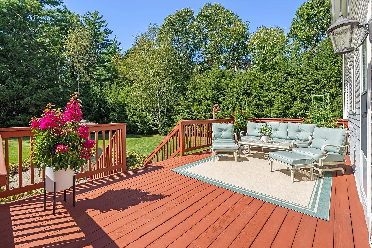 2 Brookside Ln