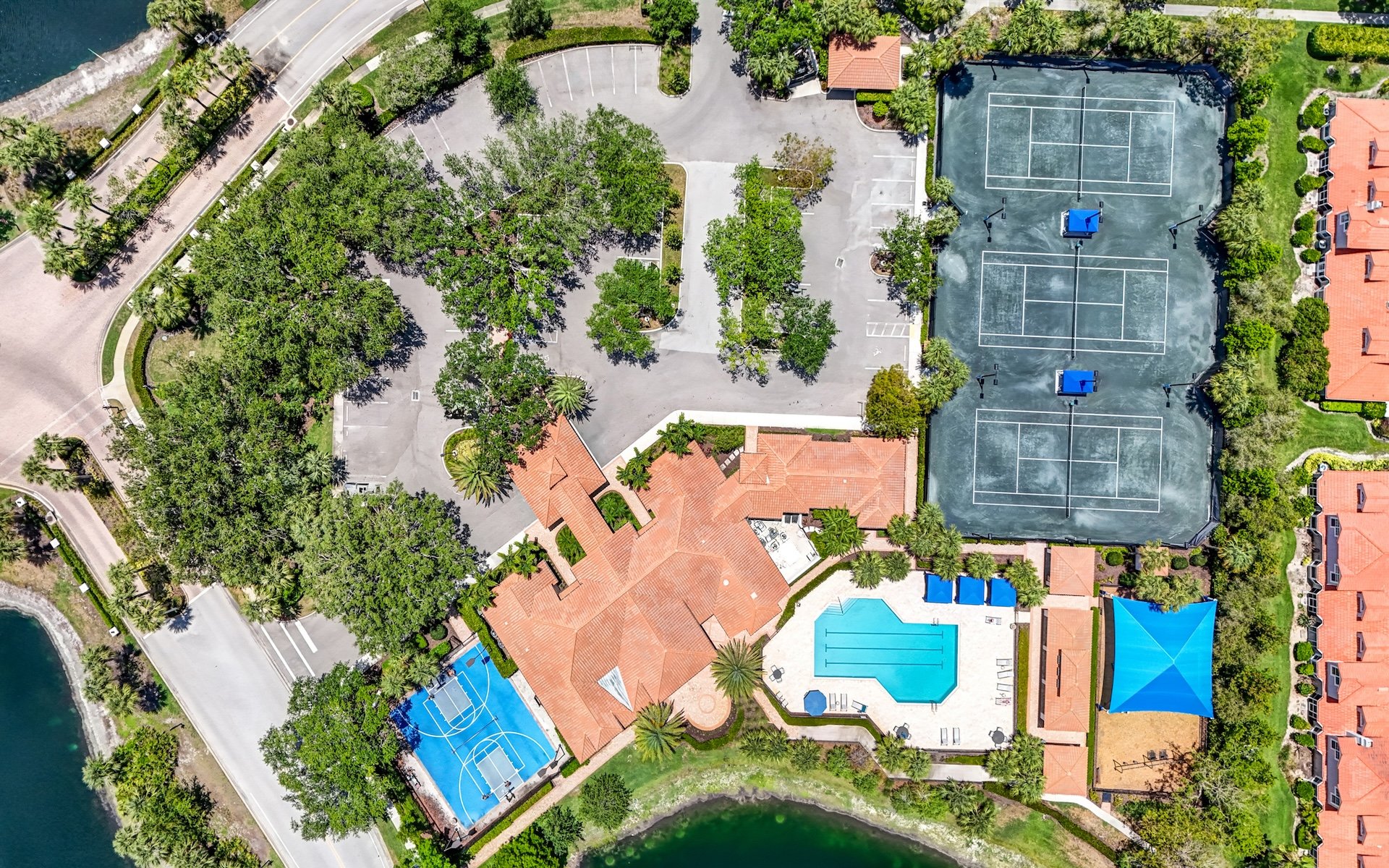 7562 Cordoba Cir