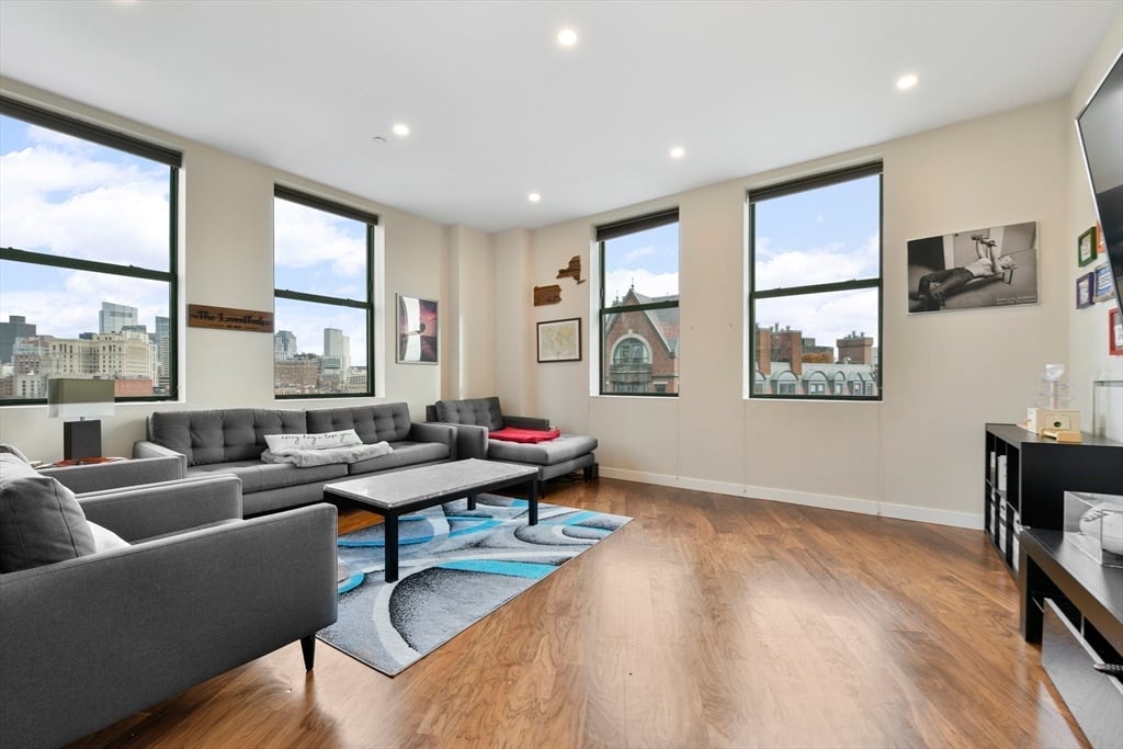 285 Columbus Lofts