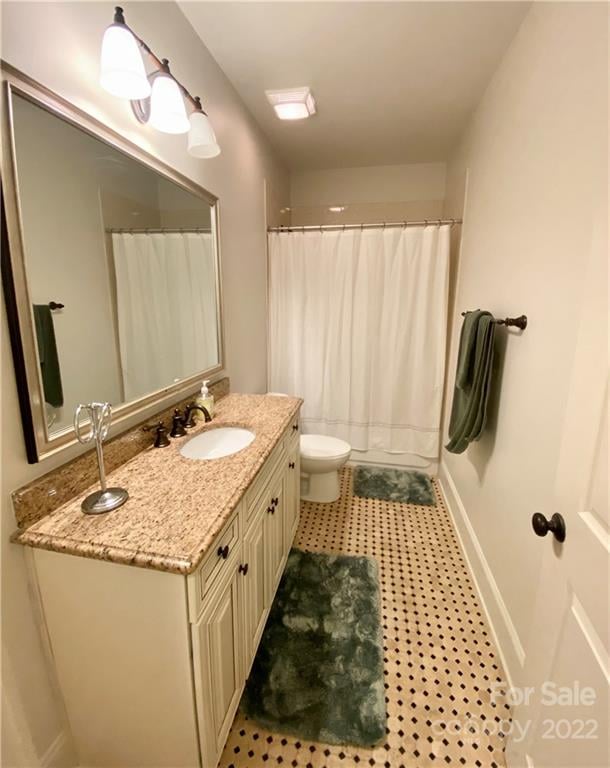 709 Woodcliff Ct