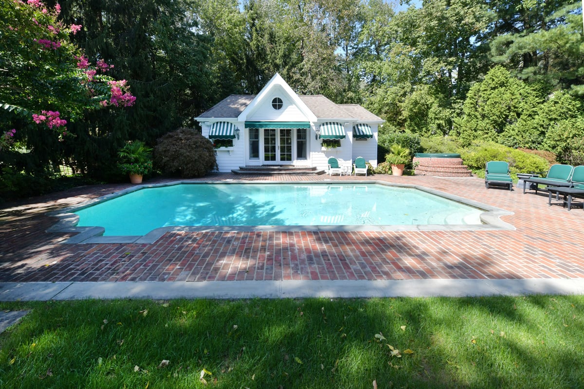 18 Powderhorn Rd