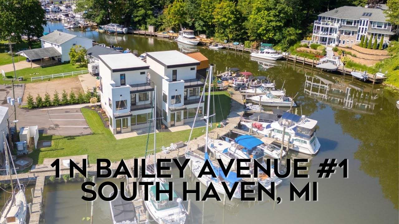 1 N Bailey Avenue #1, South Haven, MI 49090