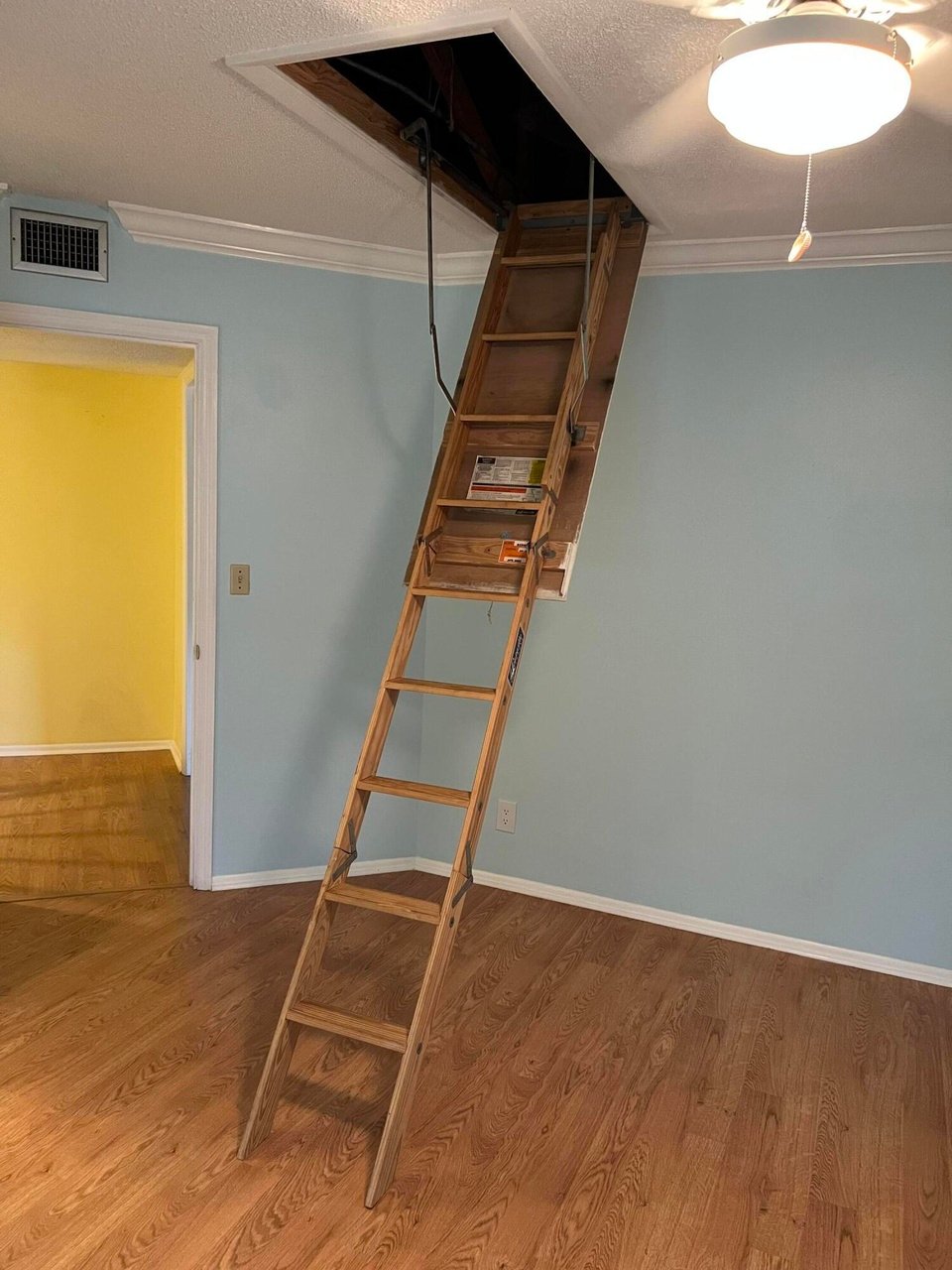 166 Seabreeze Cir