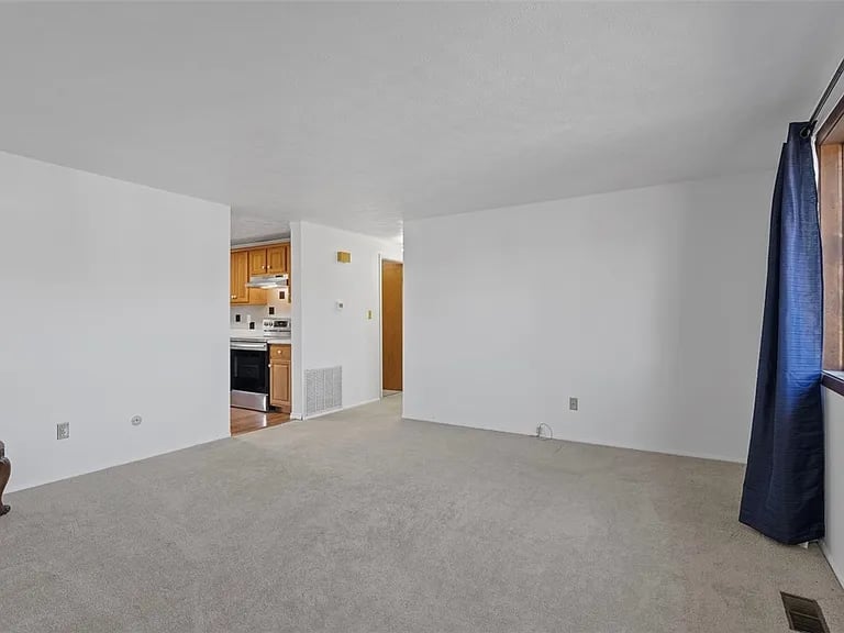 204 Quail Dr.