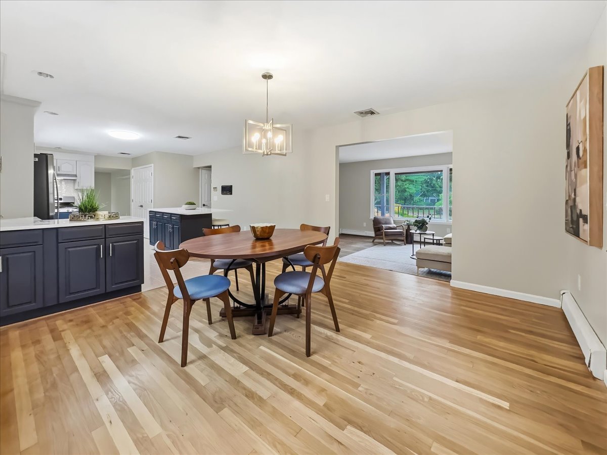 156 River Rd